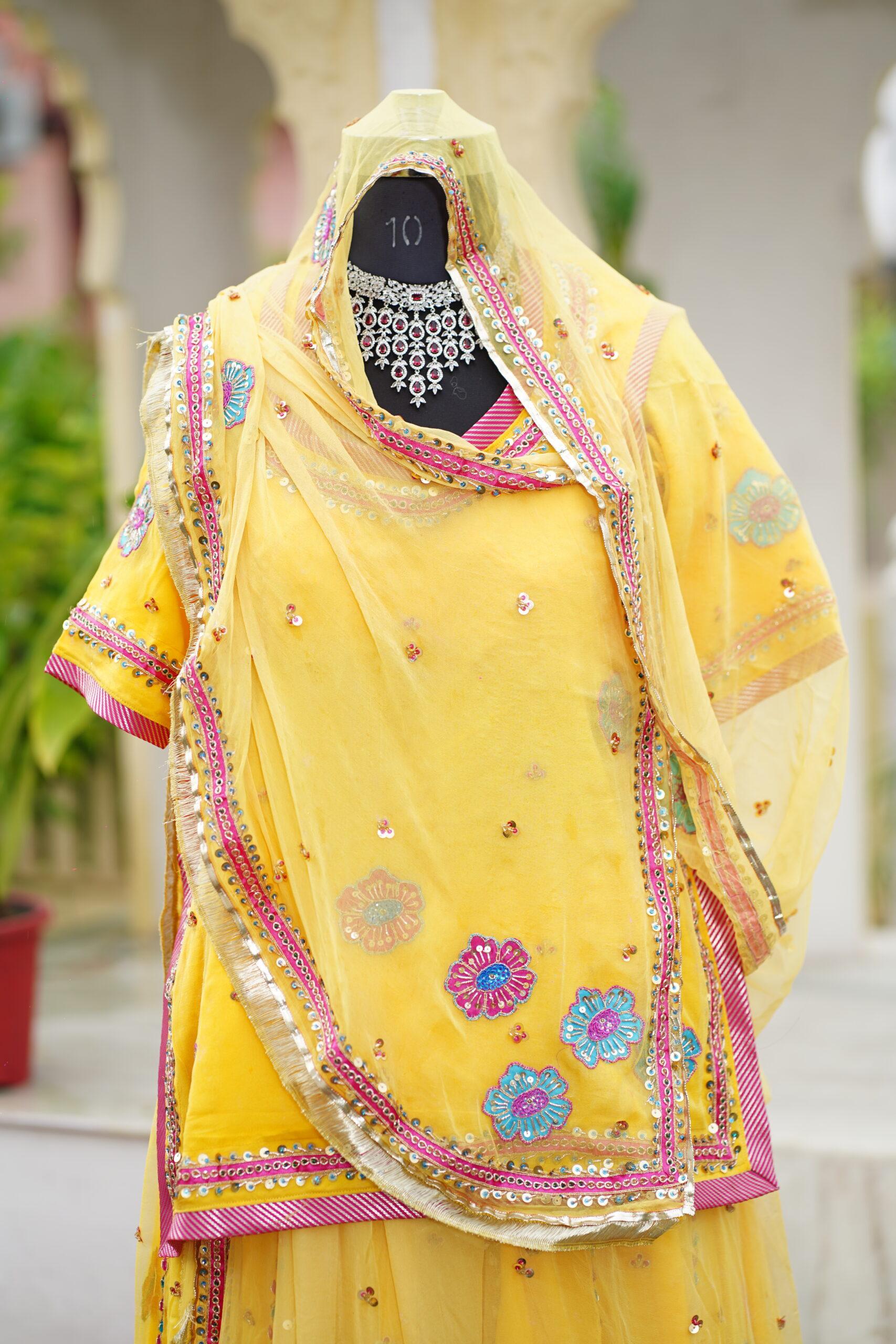 Yellow hand painted flowers and zarri work poshak - Image 4